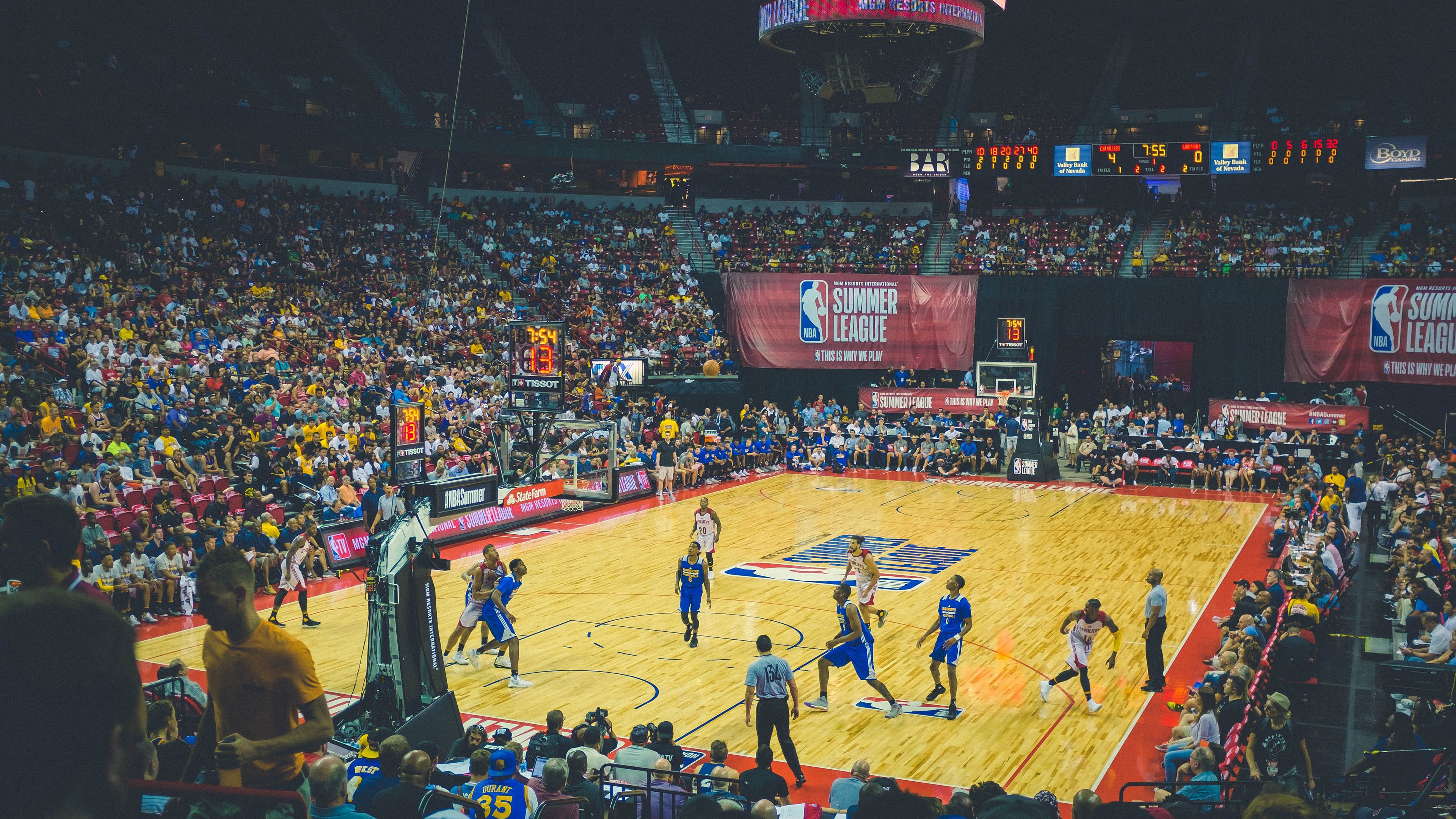 _猛龙队实力逐步显现,迎来关键胜利_,猛龙队员